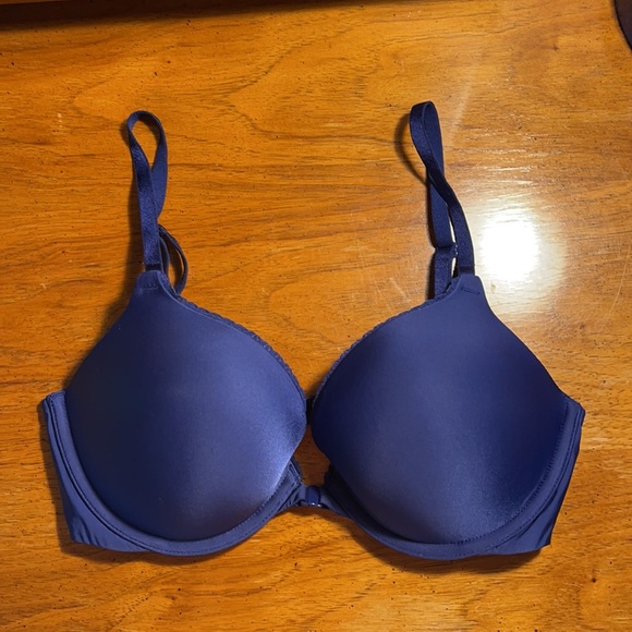 Victoria's Secret Other - VS 32D Bra